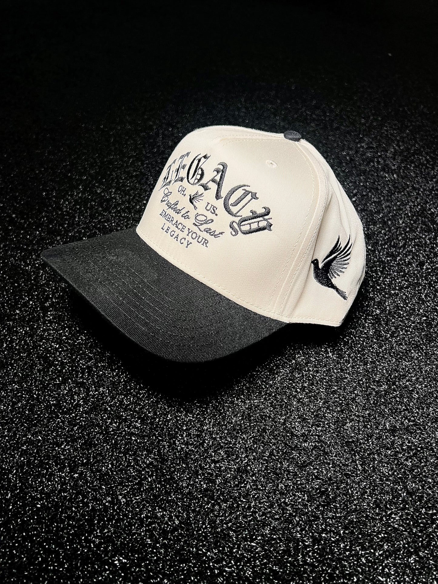 LEGACY EMBROIDERED HAT (CREAM/BLACK)